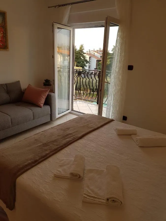 Apartment Mit Balkon Porec 0*,